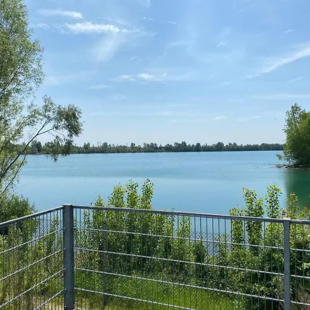 Doppelhaushaelfte In Perfekter Lage Fuer Fahrradtouren - Haus Perrich Vakantiehuis Wesel (North Rhine-Westphalia)